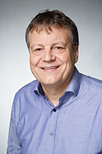 Dr.&nbsp;Sch&uuml;le&nbsp;Eberhard. Head of Laboratory, click image to read vita; link opens a new window.